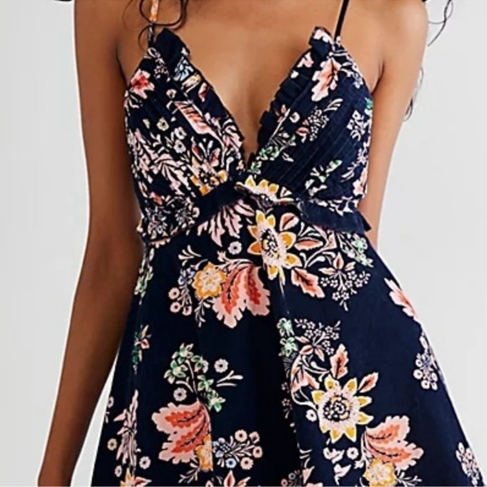 NEW Free People Cord Looking Glass Mini Navy Blue Ruffle Corduroy Floral Sz L - Picture 3 of 10
